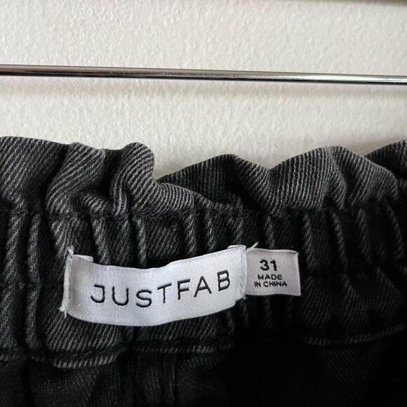 JustFab High Rise Paperbag Waist Jeans Black Tapered Mom Fit Size 31 - Picture 5 of 8
